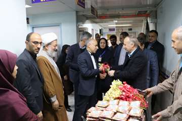 دکتر دانایی و رئیس دانشگاه سمنان در بیمارستان امیر-روزپرستار 